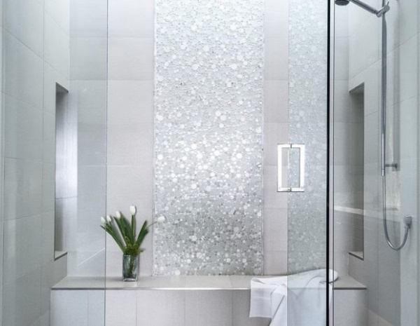 Giấy decal dán kính phòng tắm là lựa chọn thông minh dành cho những ai muốn nâng cao sự sang trọng của không gian phòng tắm. Với nhiều mẫu mã đa dạng, giấy decal dán kính phòng tắm có thể tùy biến cho riêng mình một thiết kế phù hợp để tạo ra một không gian đầy tính thẩm mỹ và tinh tế.