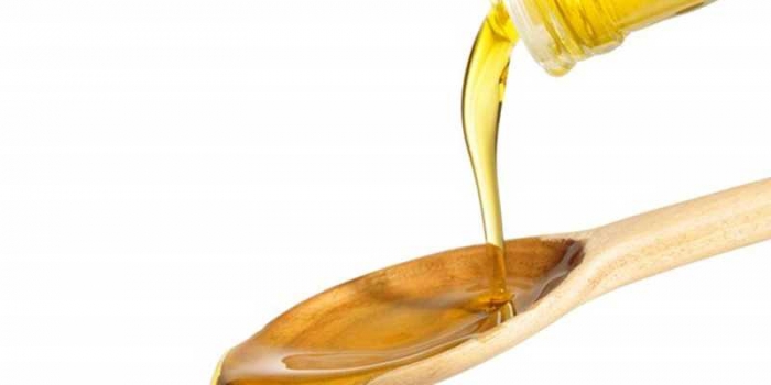 4 cách làm sạch keo dán giấy tường tại nhà 3